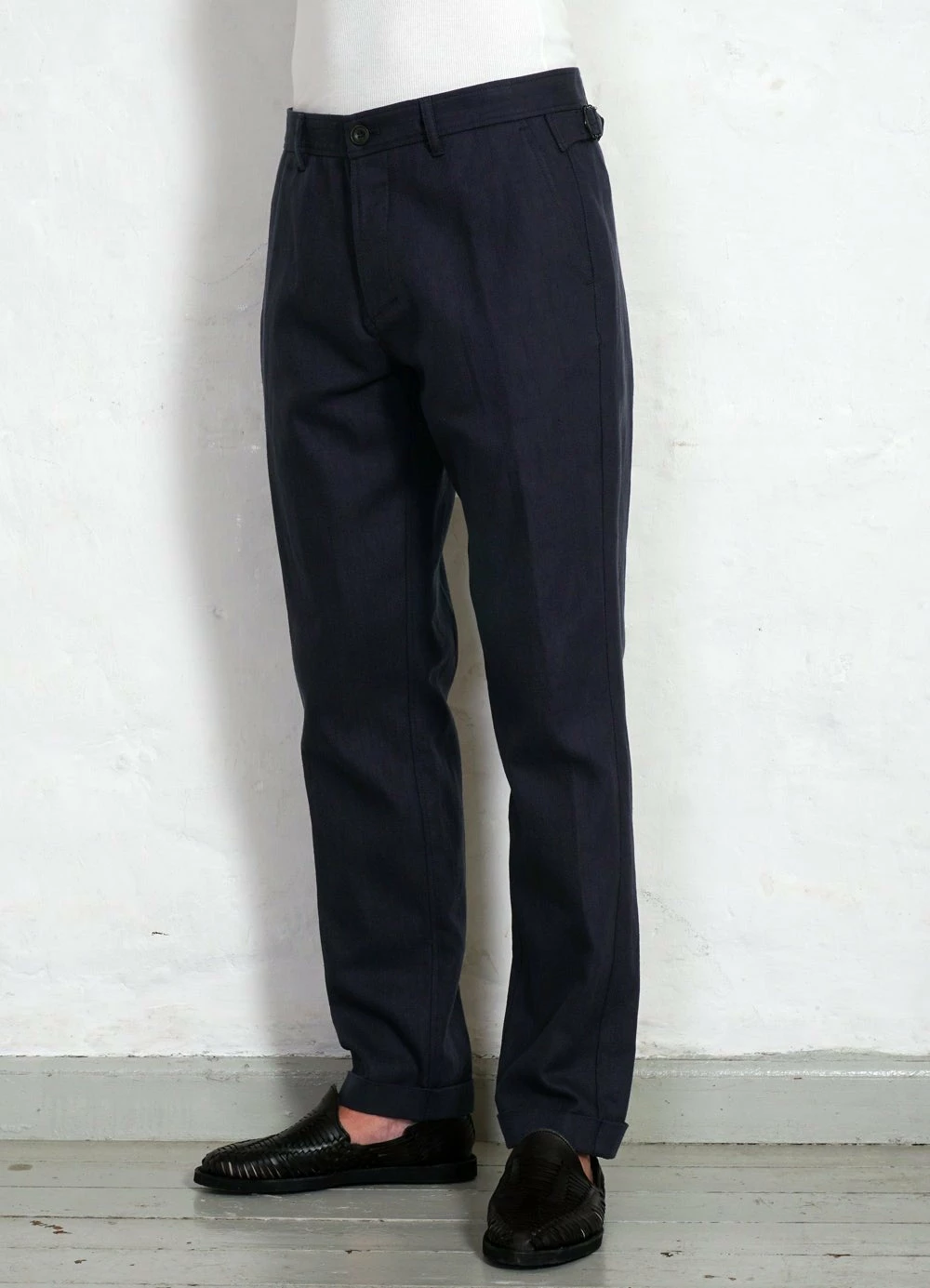 HANSEN GARMENTS FINN | Side Buckle Regular Trousers | Dark Blue - Image 3