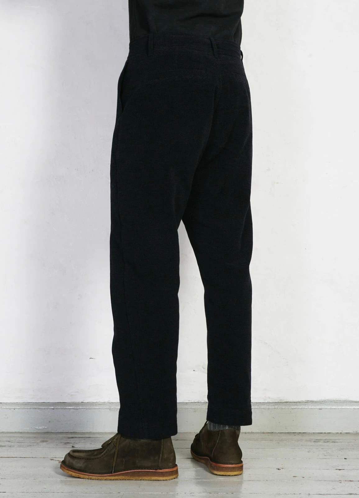 HANSEN GARMENTS TYGE | Wide Cut Cropped Trousers | Onyx - Image 5